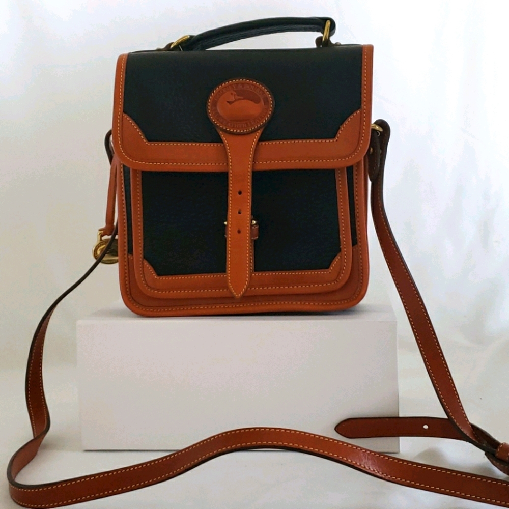 Dooney & Bourke all weather Leather crossbody